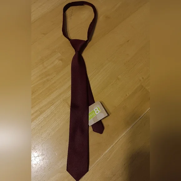Crazy 8 Toddler Velcro Tie Burgundy NWT - Picture 1 of 2
